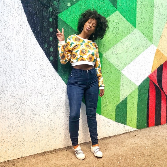 Tops - Sunflower Long Sleeve Crop Top Sweater Tops - Sunflower Long Sleeve Crop Top Sweater